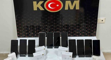 Malatya'da 11 adet kaçak cep telefonu ele geçirildi