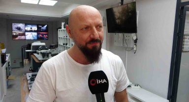 Maltepe'de dükkana girip alışveriş yapan uzaktan kumandalı araba ilgi odağı oldu