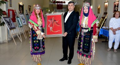 Manisalı öğrencilerden sanat sergisi