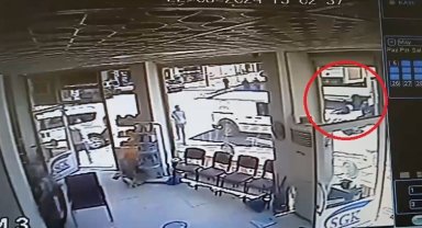 Mardin'de otomobil ile motosikletin çarpıştığı kaza kamerada: 1 yaralı