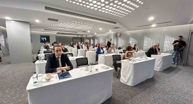 Medicana İzmir'de 'Gastrointestinal Sistem Kanserlerinde Tedavi' sempozyumu düzenlendi