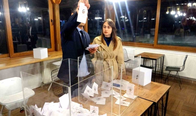Menteşe Konutlarında mini referandum: Kent Park'a spor salonu