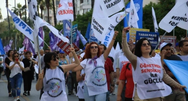 Mersin'de 1 Mayıs coşkuyla kutlandı