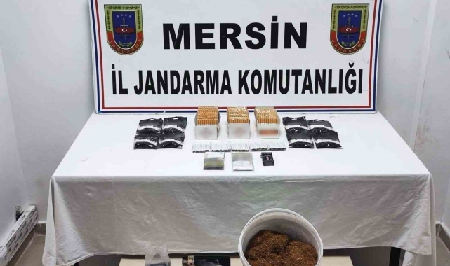 Mersin'de kaçak makaron operasyonu: 2 gözaltı