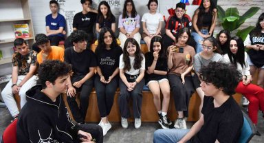 Mersinliler 'Hello Mersin' ile dil öğreniyor