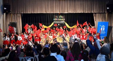 Miniklerden yılsonu gösterisi