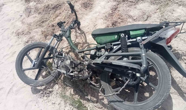 Motosiklet hırsızı önce kameraya sonra polise yakalandı