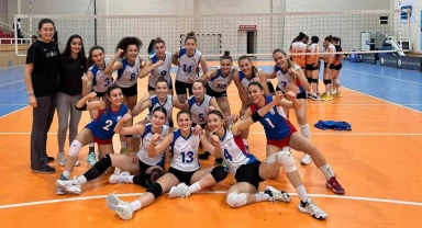 MSKÜ kadın Voleybol takımı süper lige yükseldi