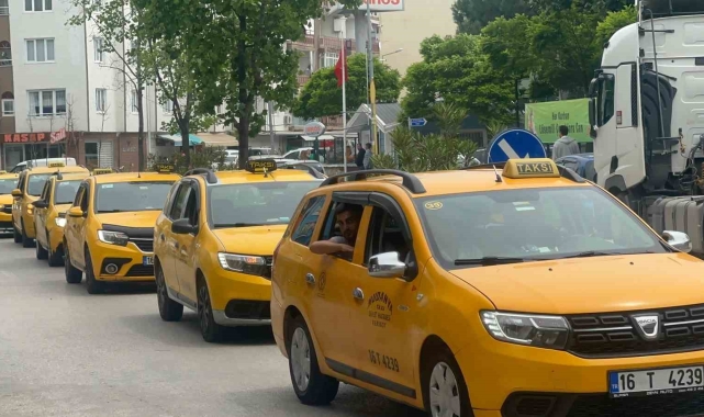 Mudanya'da taksiciler ve minibüscülerden protesto konvoyu