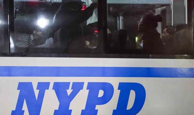 New York polisi, Filistin'e destek gösterilerinde 282 öğrenciyi gözaltına aldı