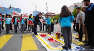 Niğde'de Trafik Haftası düzenlenen etkinlikle kutlandı