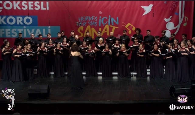 Nilüfer Çoksesli Koro festivale iki ödülle damga vurdu