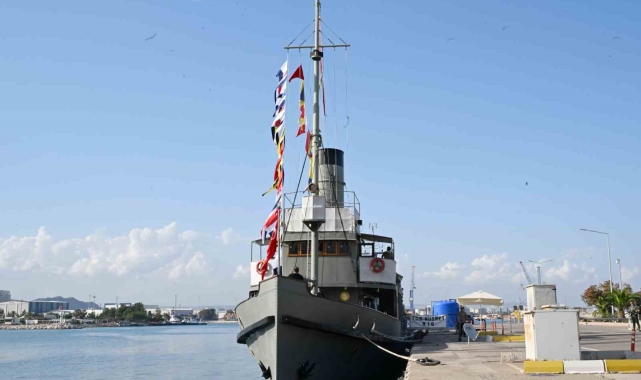 Nusret Mayın Gemisi Antalya Limanı'nın onur konuğu oldu