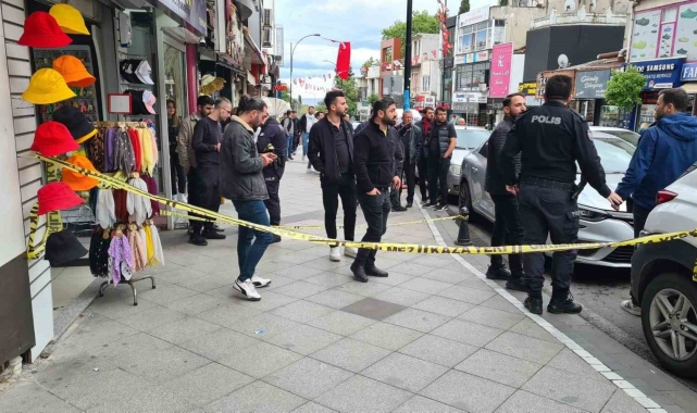 Öfkeli kadından hemcinsine silahlı saldırı: 1 hafif yaralı