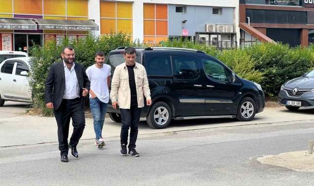 Ogün Samast İstanbul'da görülen duruşmaya katılmak üzere Trabzon Adliyesi'ne geldi
