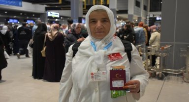 Ordu ve Giresun'dan hacı adayları dualarla kutsal topraklara uğurlandı