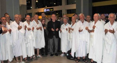 Ordu ve Giresun'un ilk hac kafilesi dualarla uğurlandı