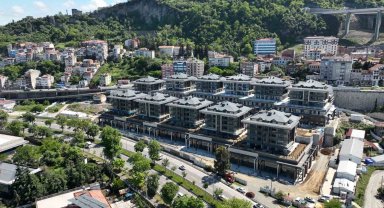 Oteller ve metruk binalar yıkıldı, yepyeni bir yerleşim alanı ve tarihi binalar ortaya çıktı