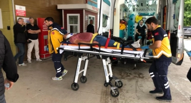 Otomobil ile tır çarpıştı: 3 yaralı