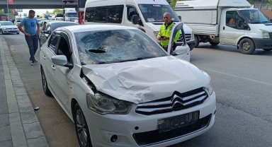 Otomobilin çarptığı yaya ağır yaralandı