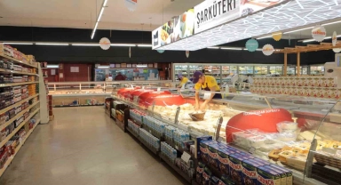 Özhan Marketler'den Bursalılara iş fırsatı