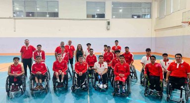 Pamukkale Belediyespor'da İlker Gündüz'e milli davet