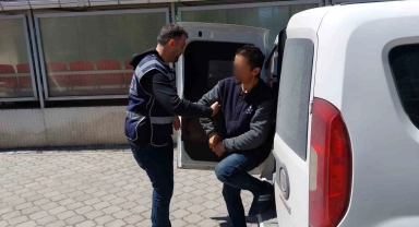Pencereden girdiği iş yerinden 7 bin lira çalan şahıs asansör makine dairesinde yakalandı
