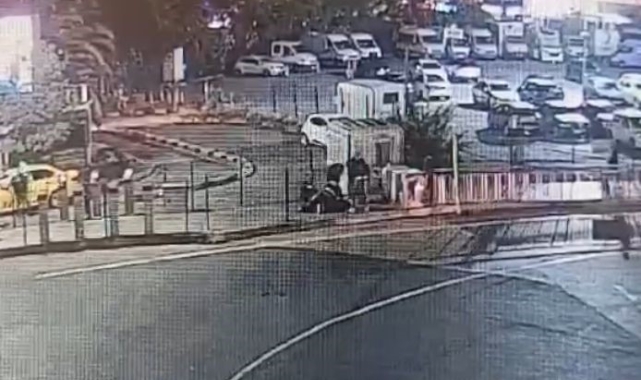Polise direndiği sırada kendi silahından çıkan kurşunla ölmüştü, olay anı kamerada