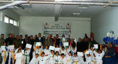 Posof'ta tekvando kuşak sınavı yapıldı