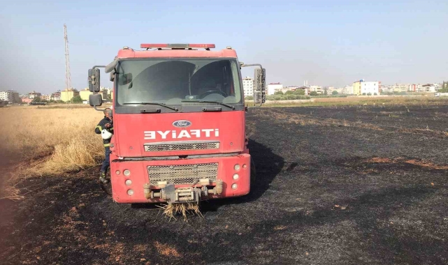 Reyhanlı'da buğday tarlasında yangın