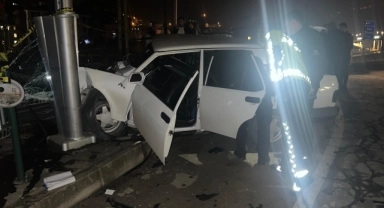 Rize'de iki otomobilin çarpıştığı kazada bir kişi yaralandı