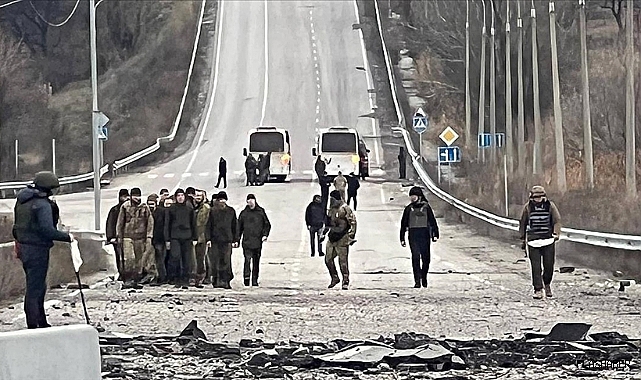 RUSYA İLE UKRAYNA ARASINDA 150 ESİR DEĞİŞİMİ YAPILDI!