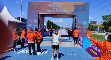 Siirt Belediye sporcusu Uluslararası Yarı Maraton'da dereceye girdi