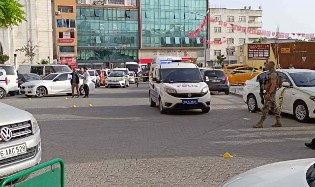 Siirt Valisi silahlı kavganın ortasında kaldı