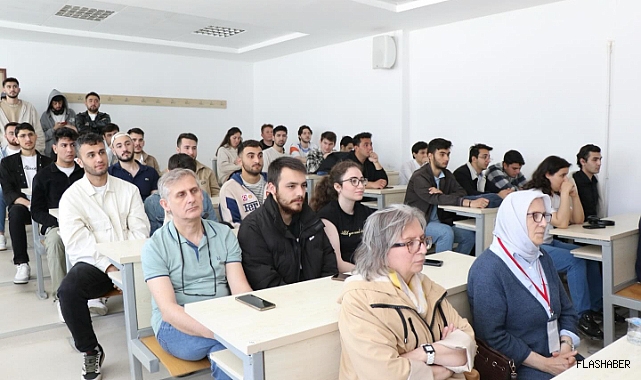 SİNOP'TA "TEKNOLOJİ TEMALI KONFERANS VE AFİŞ SERGİSİ"