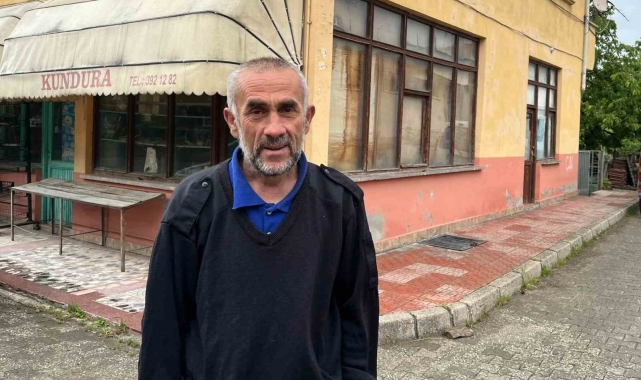 Sokak köpekleri saldırdı, istinat duvarından atlayarak kurtuldu