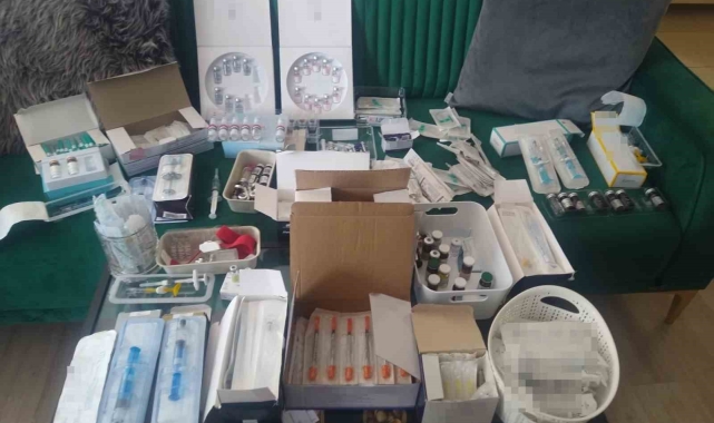 Sosyal medyadan kendini doktor olarak tanıttı, muayenehanesi ruhsatsız çıktı