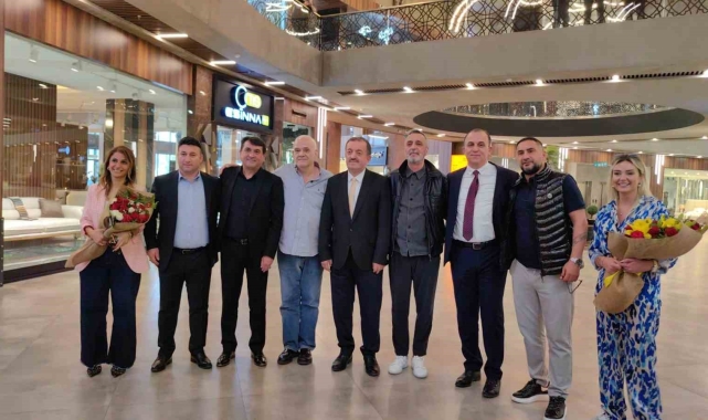 Spor camiasının ünlüleri İnegöl'e hayran kaldı