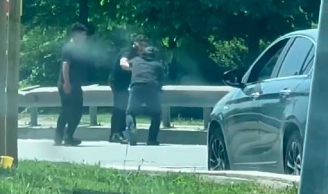 Sultangazi'de trafikte iki grup arasında silahlı kavga: 3 yaralı