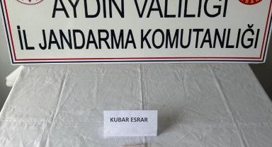 Şüpheli şahısların üzerlerinden uyuşturucu madde ele geçirildi