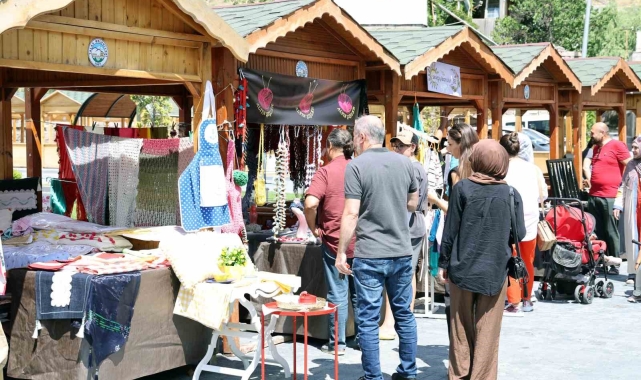Talas'ta bu pazar 'maharetli Eller' günü