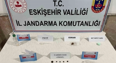 Tarih eser satmaya çalışan şahıslar jandarma tarafından yakalandı