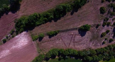 Tarlasına 'Gazze' yazdı