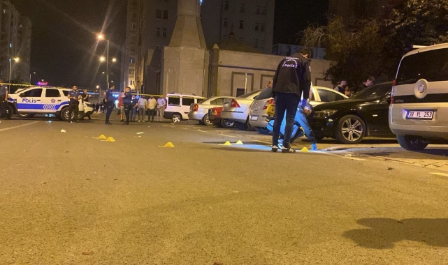 Tartıştıkları şahıslar, 3 gün önce aldıkları otomobili kurşunladı