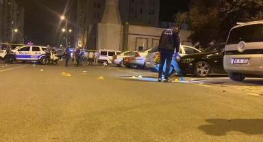 Tartıştıkları şahıslar, 3 gün önce aldıkları otomobili kurşunladı