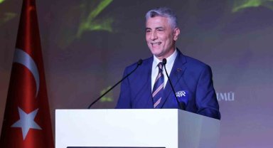 Ticaret Bakanı Bolat: ''Günlük ihracat kredi limitini 3 milyar liraya çıkardık''