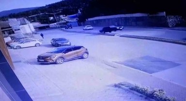 Tokat'ta virajı alamayan araç karşı şeride geçti: 2 sürücü yaralı