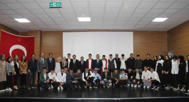 Tortum'da Karakoç ve Kısakürek anıldı