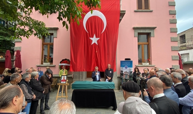 Trabzonlu ressam Abit Güner, son yolculuğuna uğurlandı