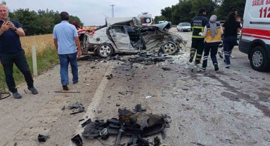 Trafik kazası sonrası ortalık savaş alanına döndü